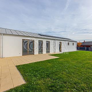 Prodej rodinného domu 218 m² Radějovice