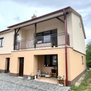 Pronájem bytu 4+1 91 m² Vochov
