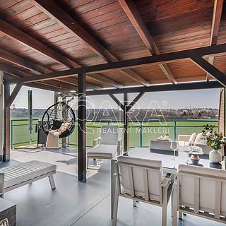 Prodej bytu 2+kk 70 m&sup2; Praha