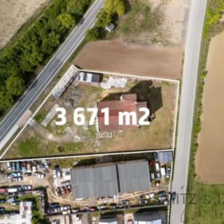 Prodej skladu 3671 m² Nová Ves