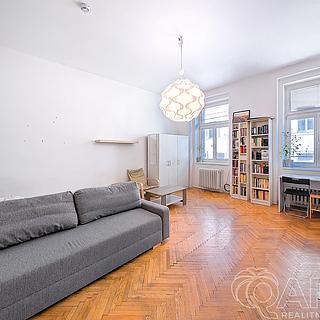 Pronájem bytu 2+1 61 m² Praha Nové Město, Stárkova