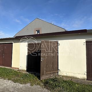 Prodej garáže 22 m² Králův Dvůr