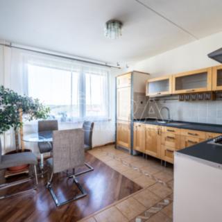 Pronájem bytu 3+1 75 m² Praha