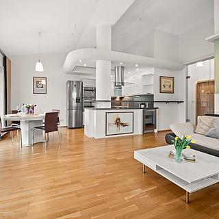 Prodej bytu 4+kk 94 m² Beroun Beroun-Závodí, Na Golfu