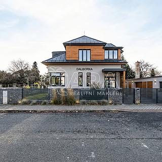 Prodej rodinného domu 136 m&sup2; Jirny