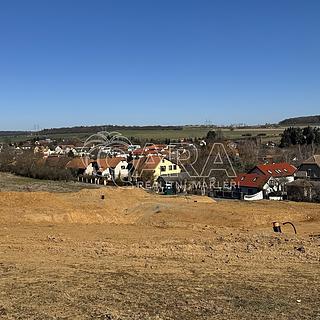 Prodej stavební parcely 862 m&sup2; Čisovice