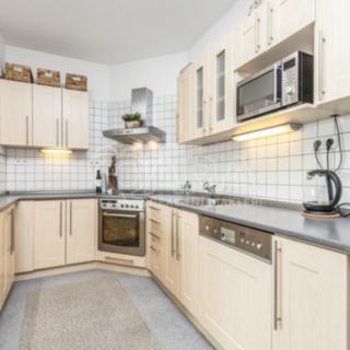 Prodej bytu 3+kk 81 m² Chýně