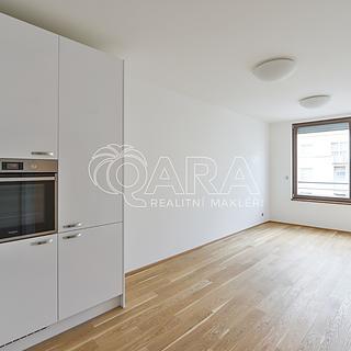 Pronájem bytu 2+kk 54 m² Praha Vysočany, Sokolovská
