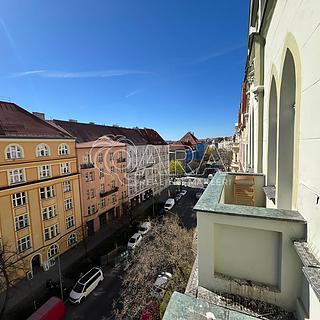 Pronájem bytu 2+kk 44 m² Praha Vršovice, Slovinská