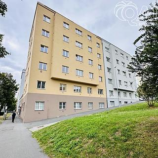 Pronájem bytu 2+kk 40 m² Praha