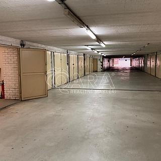 Pronájem garáže 16 m² Praha
