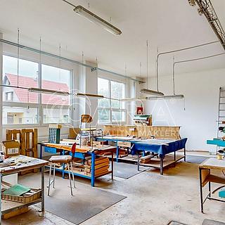 Prodej výrobního objektu 1300 m&sup2; Luby
