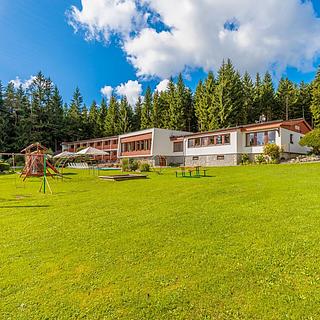 Prodej hotelu, penzionu 1270 m&sup2; Lipno nad Vltavou