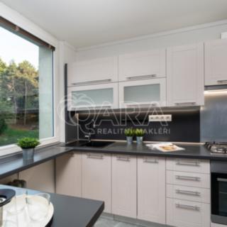 Prodej bytu 4+1 75 m² Praha