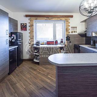 Prodej bytu 3+1 92 m² Libiš, Příčná