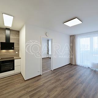 Pronájem bytu 2+kk 45 m² Kralupy nad Vltavou, Nádražní