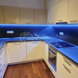 Pronájem bytu 4+1 156 m² Praha Jinonice, U kříže