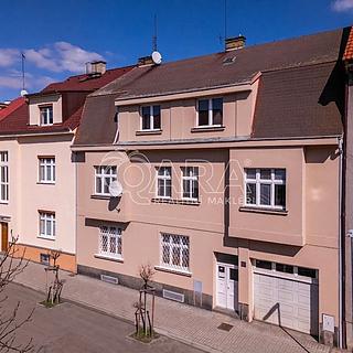 Prodej rodinného domu 440 m² Slaný, Vepřkova