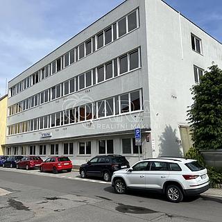Pronájem kanceláře, 308m&sup2;
