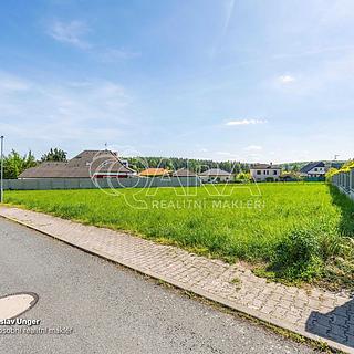 Prodej stavební parcely 1 040 m² Vyžlovka