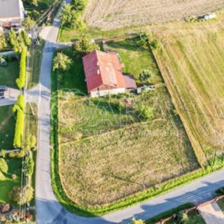 Prodej stavební parcely 2 139 m² Lučina