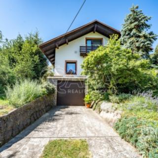 Prodej rodinného domu 180 m² Měchenice, V Háji