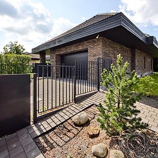 Prodej rodinného domu 293 m&sup2; Babice