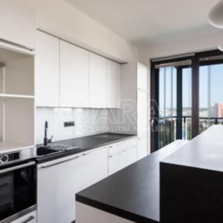Pronájem bytu 4+kk 95 m² Praha