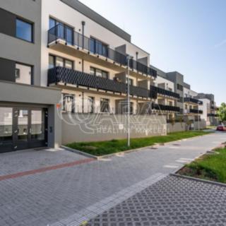 Pronájem bytu 1+kk, garsoniery 33 m² Unhošť