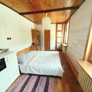 Prodej rodinného domu 740 m² Želízy