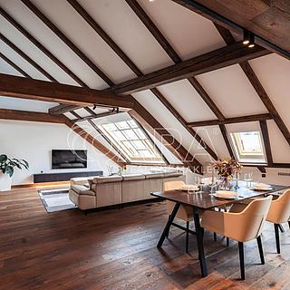 Pronájem bytu 5+1 a více 335 m² Praha Nové Město, Truhlářská