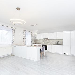 Pronájem bytu 3+kk 79 m² Planá nad Lužnicí Strkov, Okružní