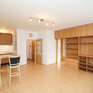 Pronájem bytu 2+kk 46 m² Praha