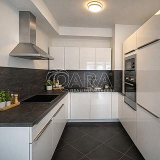 Pronájem bytu 2+kk 58 m² Praha Stodůlky, Toufarova