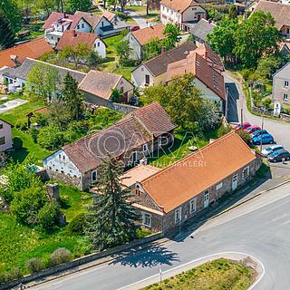 Prodej Ostatních komerčních prostor 1000 m&sup2; Nalžovice