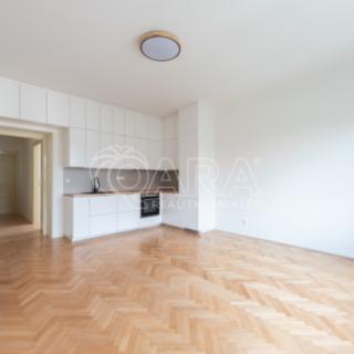 Prodej bytu 3+kk 96 m² Praha