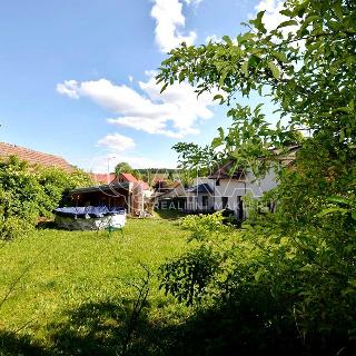 Prodej rodinného domu 140 m² Tehov