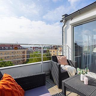 Pronájem bytu 4+kk 146 m&sup2; Praha