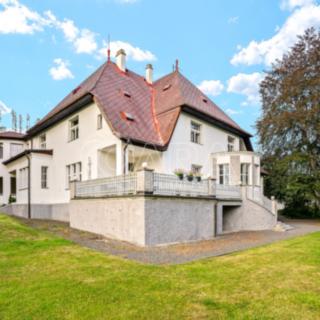 Prodej vily 747 m² Nižbor