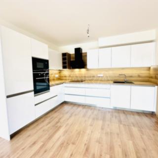 Prodej bytu 2+kk 79 m² Sedlčany