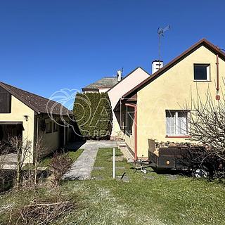 Pronájem rodinného domu 50 m² Komárov, Sadová