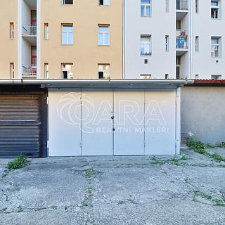 Prodej garáže 16 m² Praha Žižkov, Čajkovského