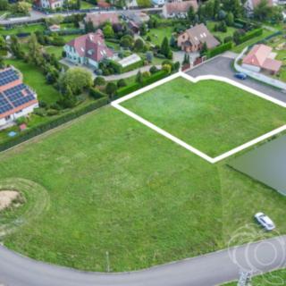 Prodej stavební parcely 1 516 m² Líšnice