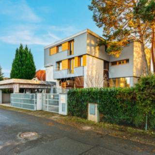 Prodej rodinného domu 412 m² Praha Újezd nad Lesy, Borovská