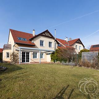 Prodej rodinného domu 136 m² Dolní Břežany, K Písnici