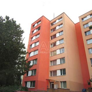 Pronájem bytu 3+1 75 m² Praha Troja, Krosenská