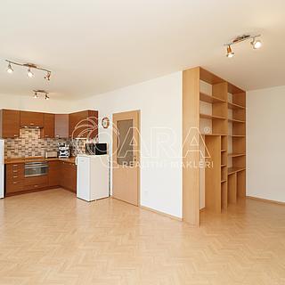 Pronájem bytu 1+kk a garsoniéry 42 m² Praha, U měšťanského pivovaru
