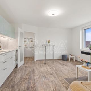 Prodej bytu 2+kk 38 m² Benešov, Rubešova