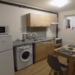 Pronájem bytu 1+kk, garsoniery 17 m² Čelákovice