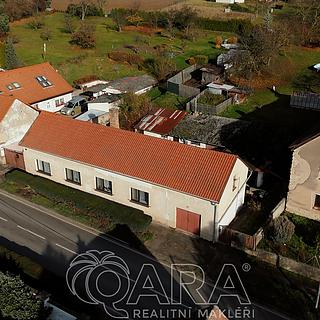 Prodej rodinného domu, 300m²